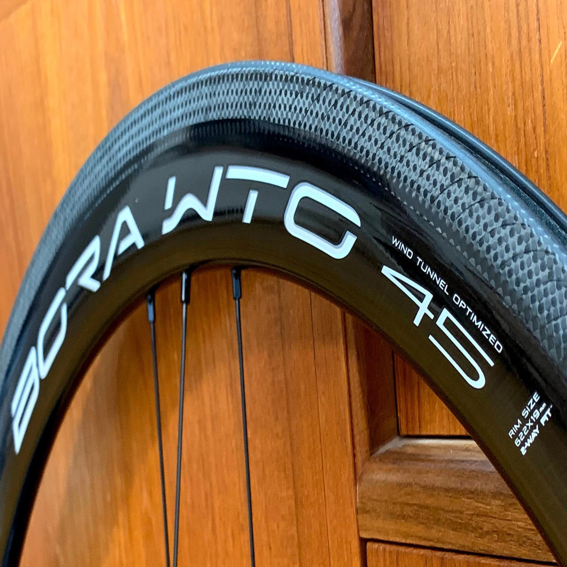Campagnolo BORA WTO 45：初めてのカーボンホイール｜Dr. Kano