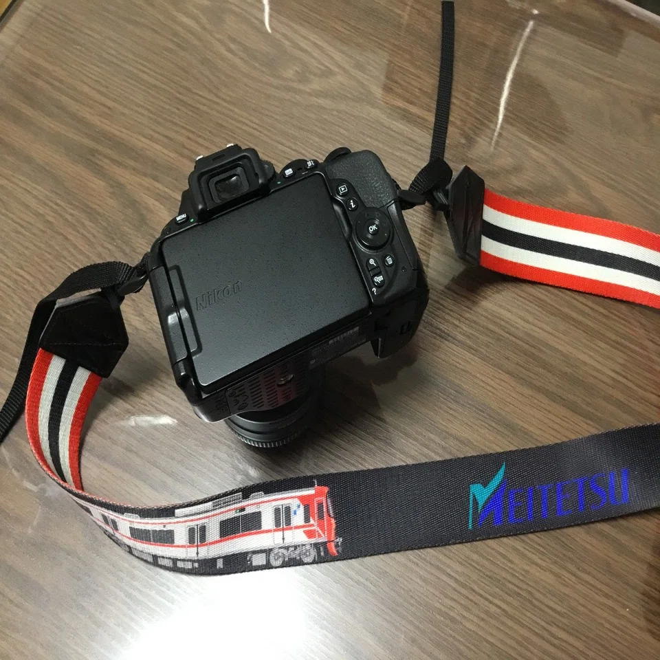 手持ちのカメラで即席Hidden LCDをやったら結構良い結果が出ました