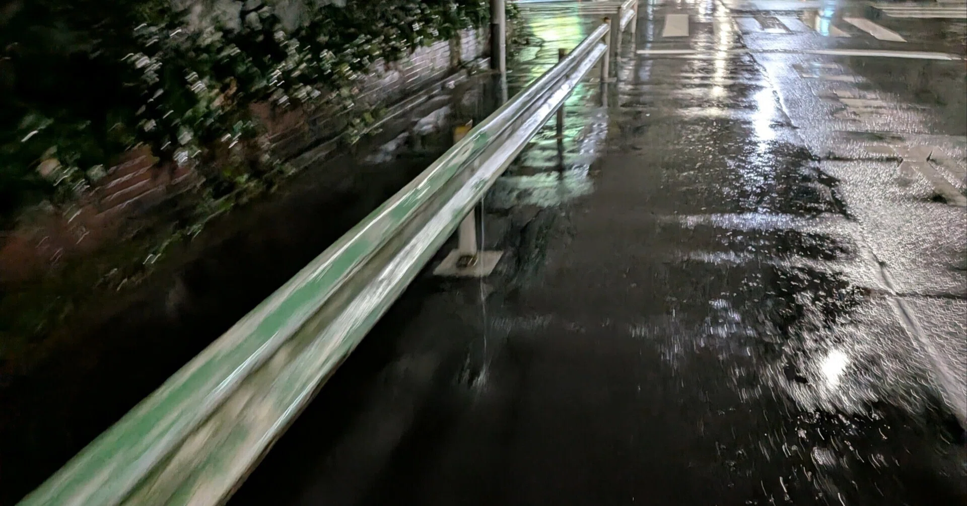 水面に揺蕩う街と僕　についていろいろ語る！！！！！！