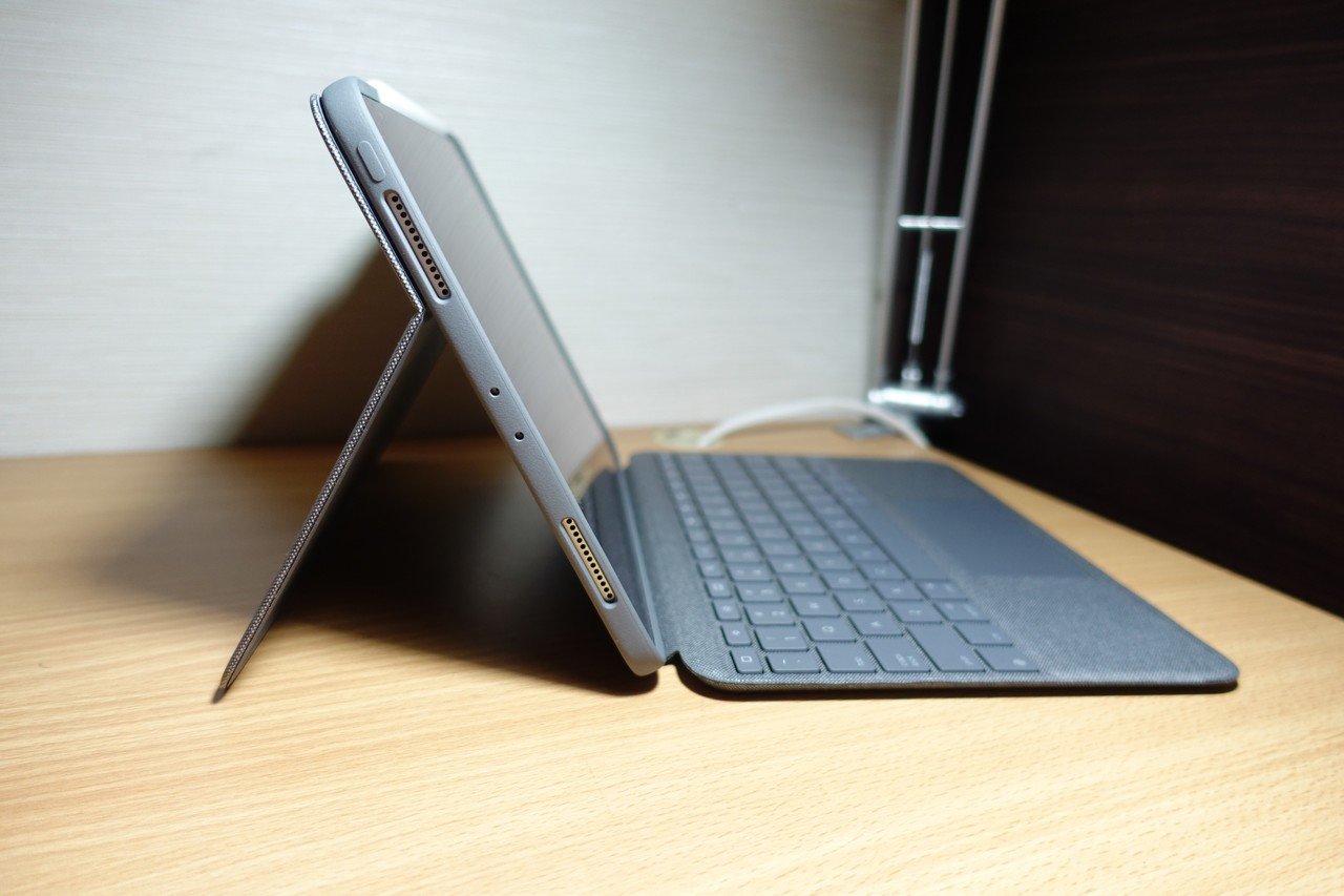 Logicool Folio Touch iPad pro 11インチ 美品 Amazon.com: Logitech Folio Touch iPad Keyboard Case with