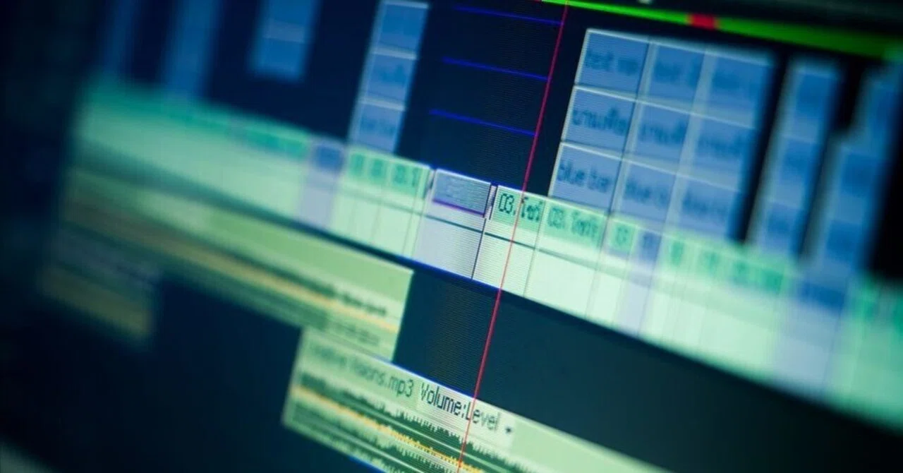 How are moving images that stir the heart created? Photron's 