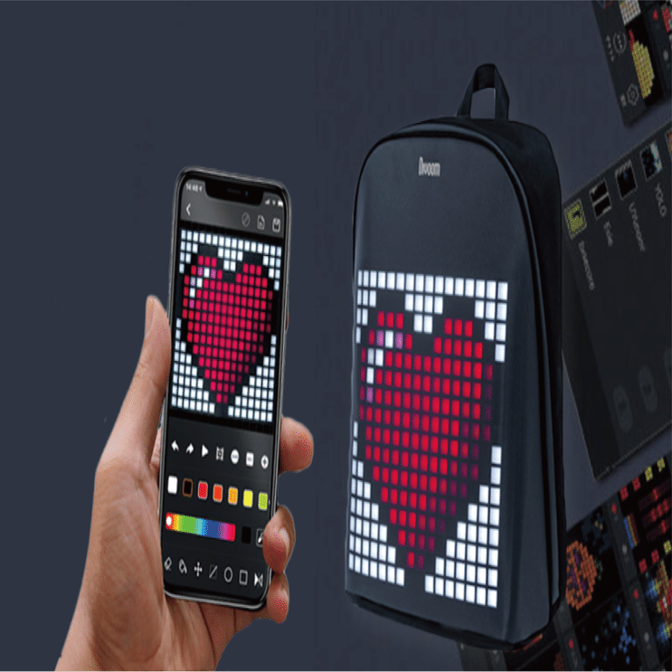 通勤中からパーティまで、好きなイメージを背中に！LEDバックパック