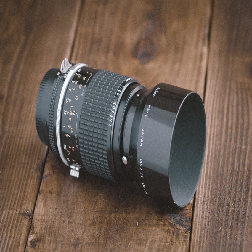 Nikon ニコン Nikkor-P.C 105mm f/2.5 レンズ、フード 実は相当紛らわしい⁈ Nikonのレンズフードの種類｜Polak