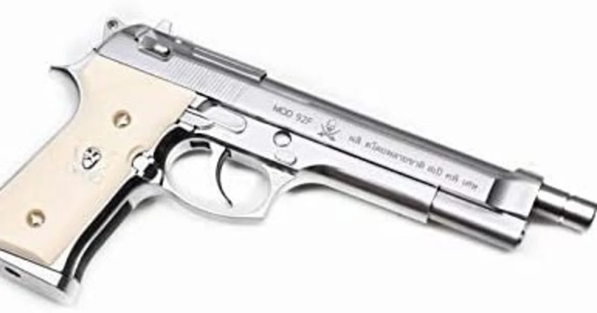 ハンドガン】WE-TECHベース M92カスタム ソード カトラス シルバー 