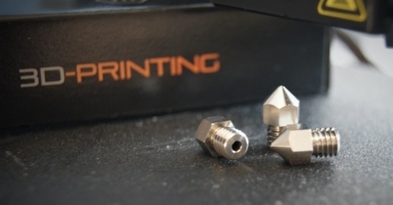 ドレッシングボトル 3D微細噴射 *11 レジンタンク交換用ネジ (Foto 8.9/8.9s/9.25用) | プリンタ.com