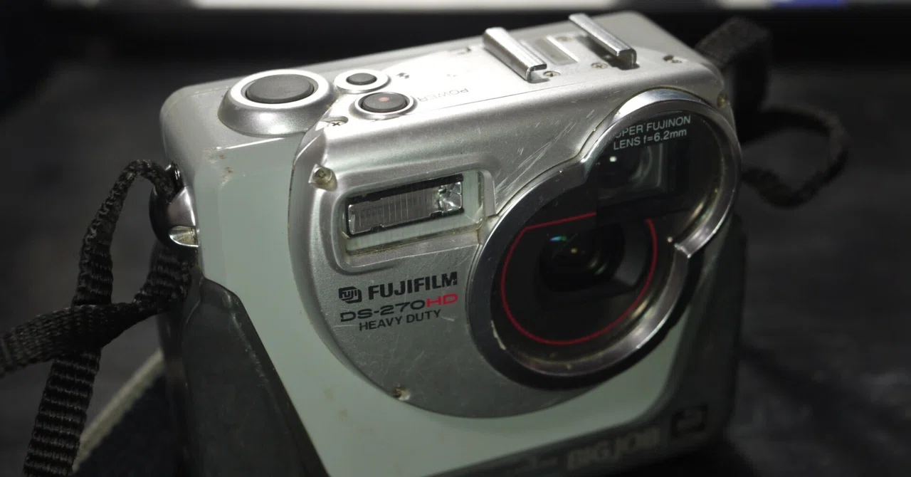 Fujifilm Big Job DS-250HD 最終値下げ オールドコンデジ図鑑【#43】FUJIFILM BIGJOB DS-270HD 工事現場から
