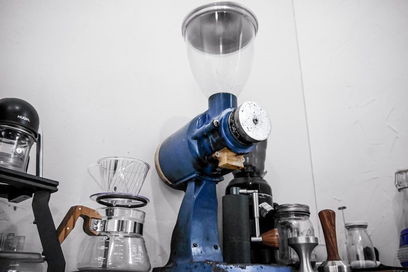 古いコーヒーグラインダー The Fuji No 80 10 Coffee ビビットコーヒー Note 古いコーヒーグラインダー The Fuji No 80 10 Coffee ビビットコーヒー Note