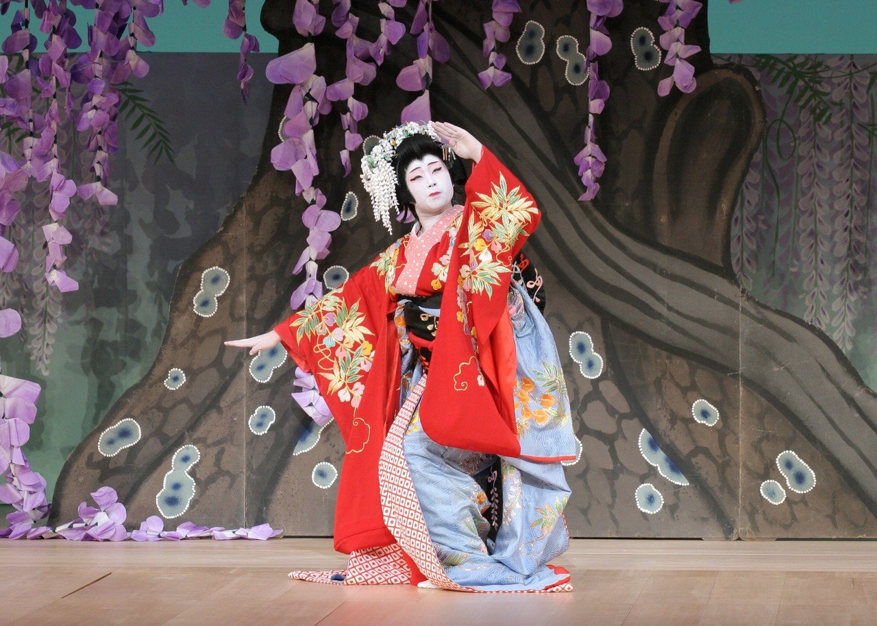 日本舞踊　藤の花枝　藤娘　藤花房　紫 hq720.jpg?sqp=-