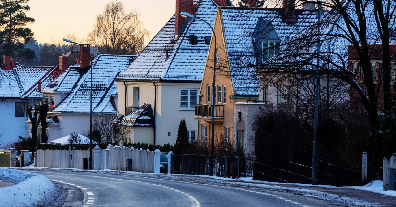 English for the Traveling Overseas Back Office [Nordic Edition ...