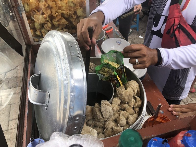 うまい 安い 早い インドネシアのファストフード バクソ インドネシア人はバクソ好き Kenhappy Note うまい 安い 早い インドネシアのファストフード バクソ インドネシア人はバクソ好き Kenhappy Note
