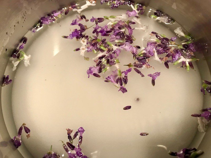 ラベンダーのレモネード カクテル ヒガシリカ Note