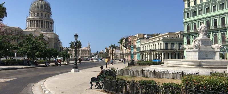 キューバ旅・ハバナの街並み
