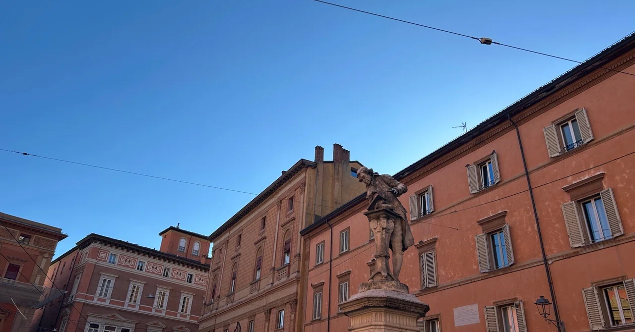 Studying Italian while staying in a homestay for the first time in a ...