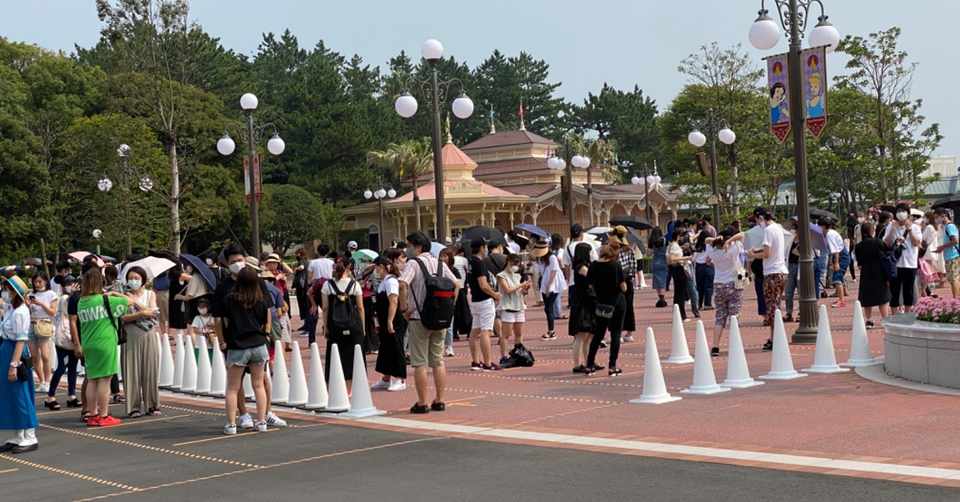 東京ディズニーランド 値上げ コロナ感染者 人数 ダンサー キャストの解雇 ショー パレード再開は 映画と漫画と都内の散歩 Note