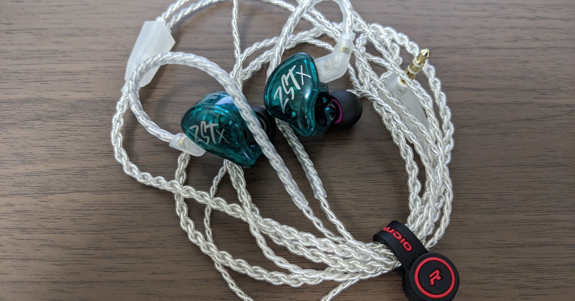 初めて中華イヤホンを購入したら時代の変化に驚いた｜栗仏