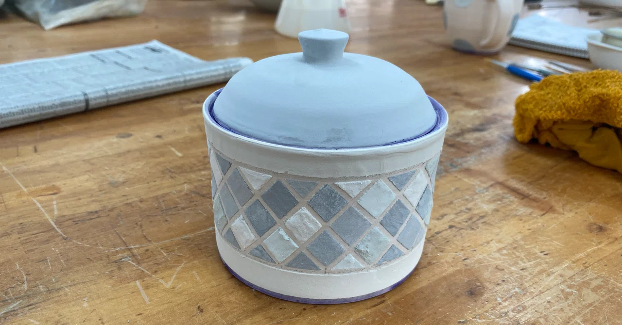 再値下げ！　作家物　手作り　蓋付き陶芸容器 no.3 夫のお母さんにあげるフタ付の入れ物 作成編｜Nao🍎＠陶芸主婦
