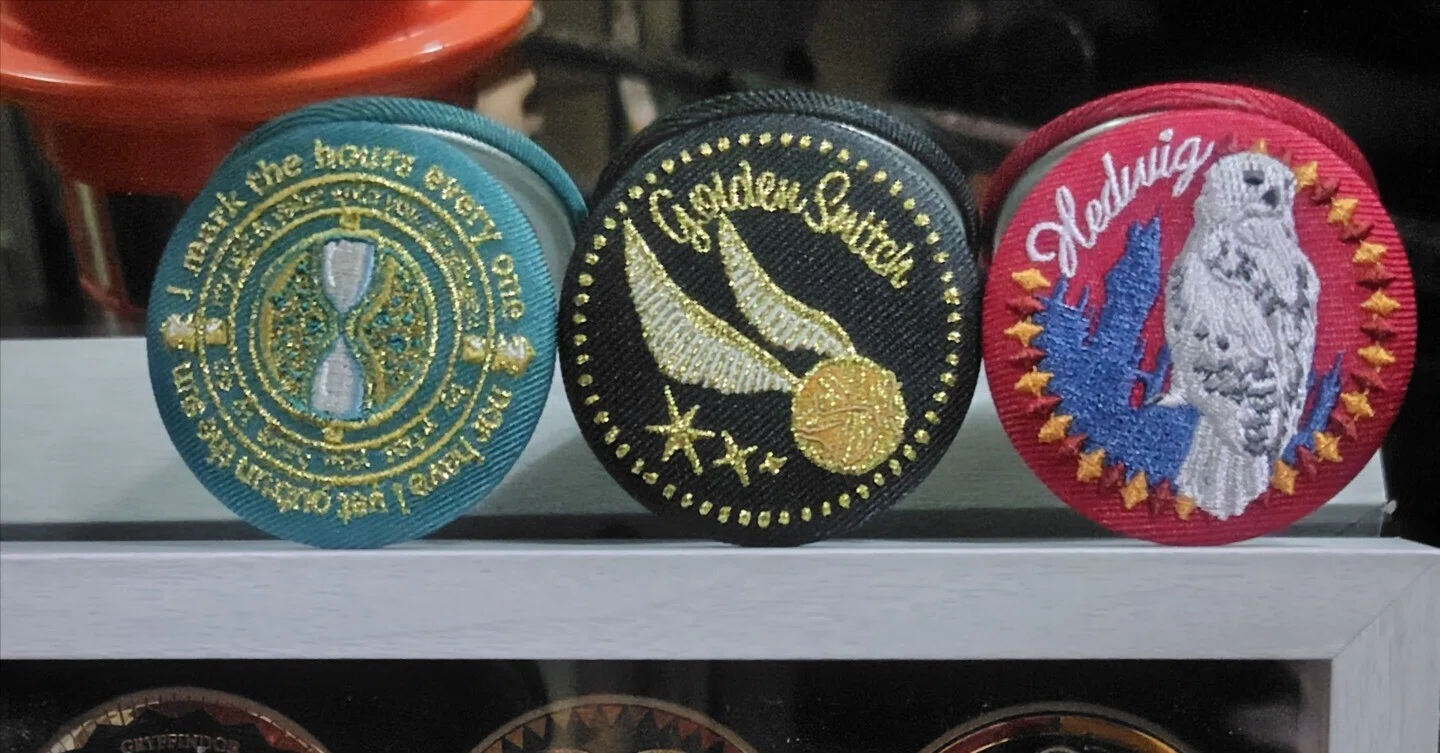 ハリー・ポッター】刺繍缶バッジビスケットを開封！狙いの「金の