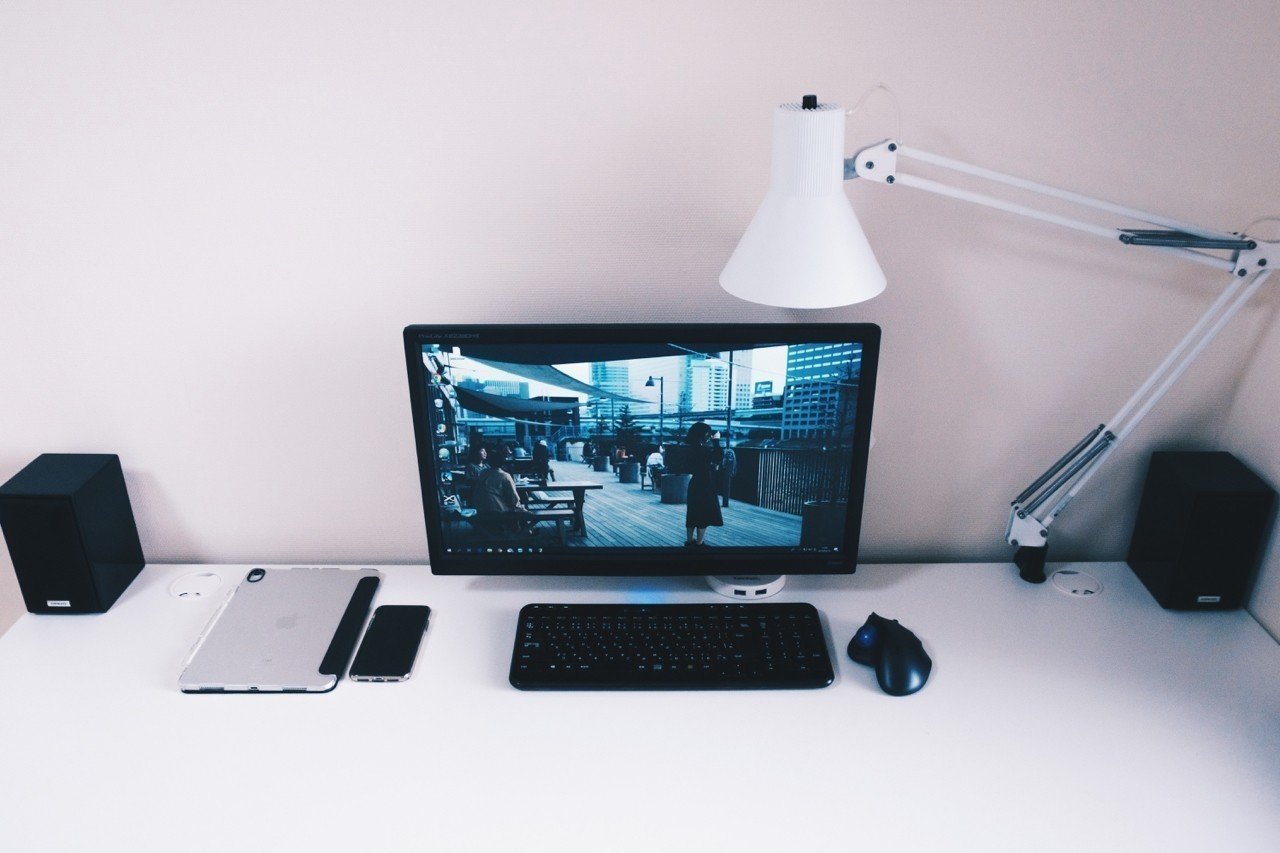 元オタクのミニマリストがデスク周りを紹介してみる 19年5月 Harushika Note 元オタクのミニマリストがデスク周りを紹介してみる 19年5月 Harushika Note