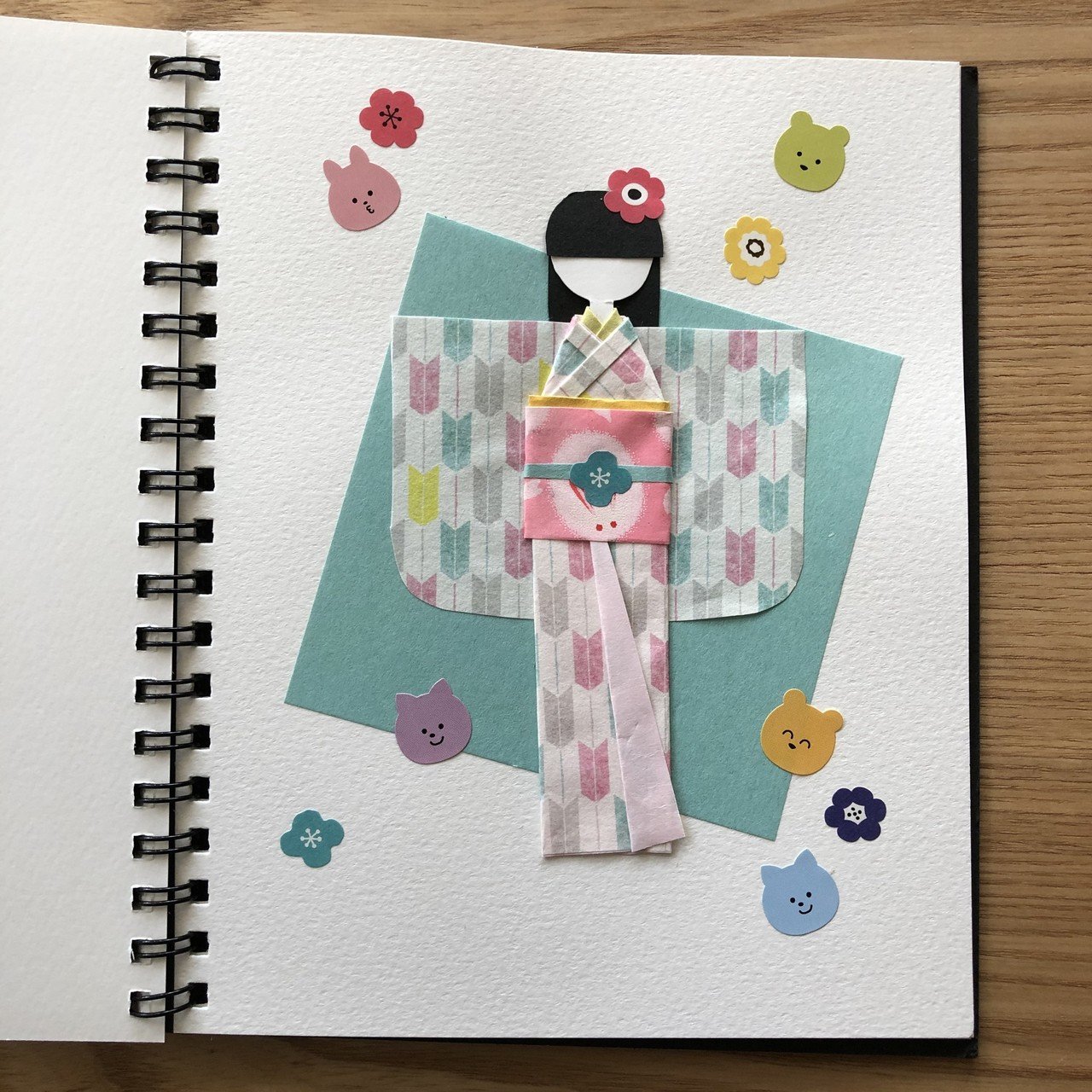 和紙人形　作家　千代紙 好きなこと集結させたら千代紙人形になった｜am