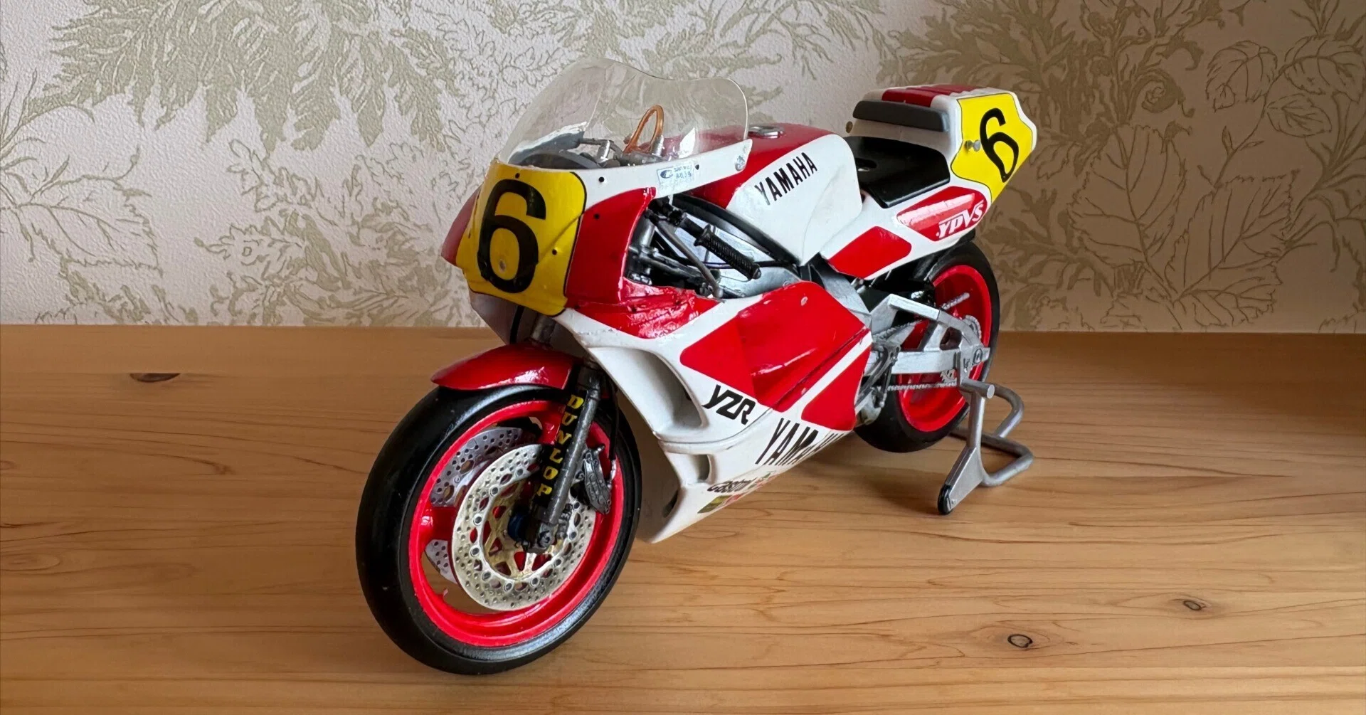 HASEGAWA 1/12 YAMAHA YZR500(OW98)1998年世界GP平忠彦仕様｜AKIO