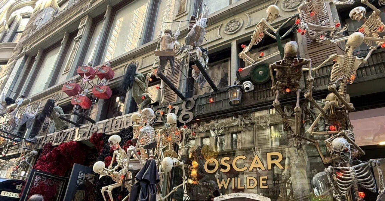 ニューヨーク】ガイコツだらけのNY！「オスカー・ワイルド」で味わう