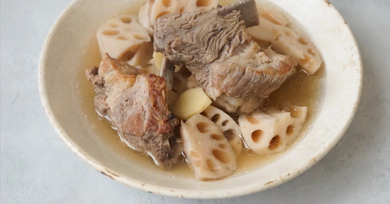 Pork Spare Rib and Lotus Root Ginger Soup / Warming Taiwanese Autumn ...