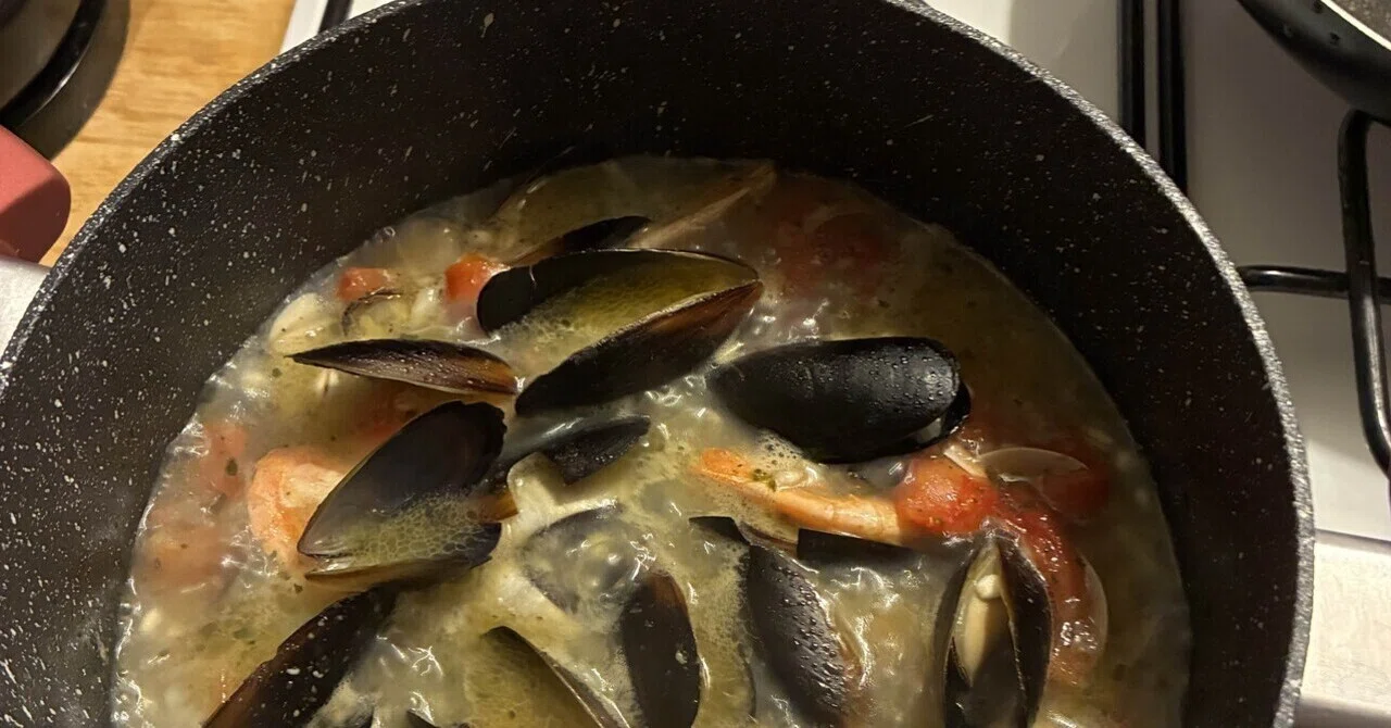🇮🇹 Italy Marriage Hunting Trip Day 11/50: I tried cooking for myself in ...