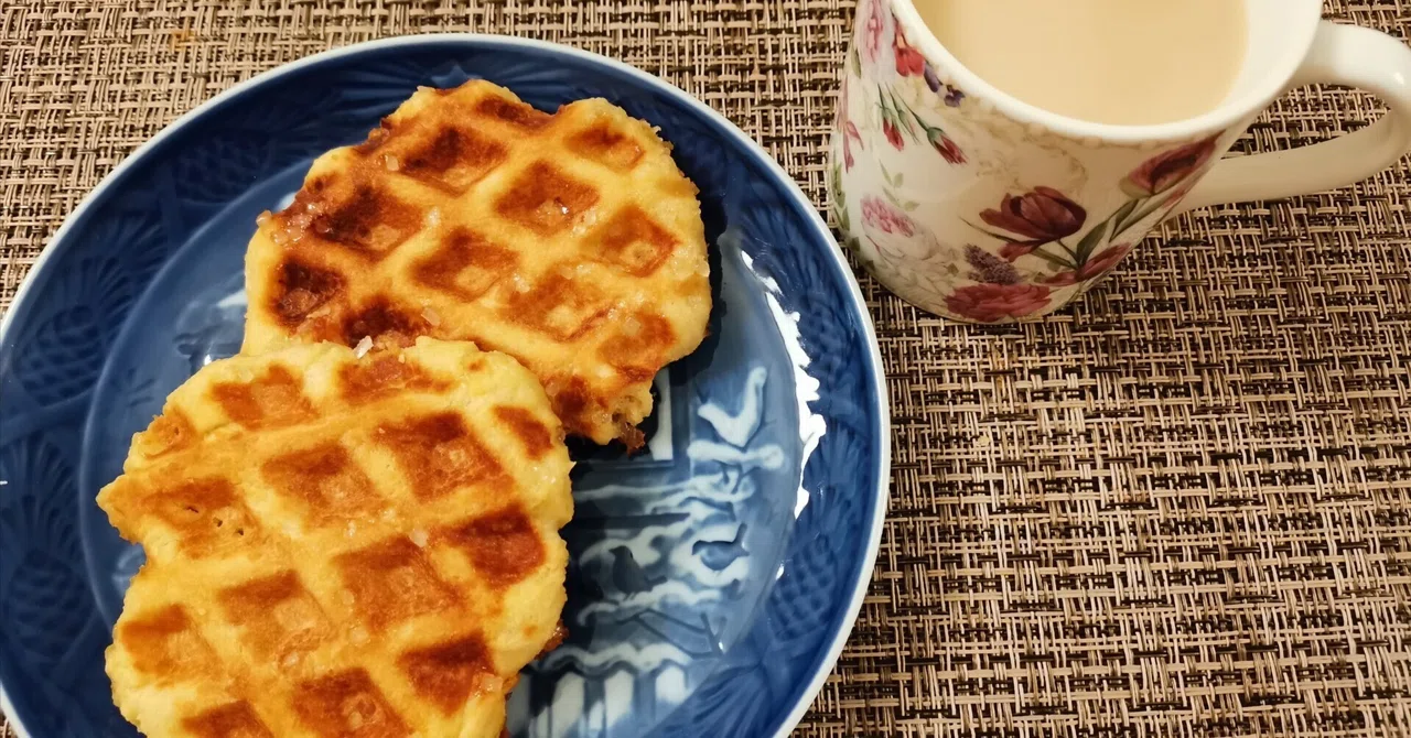 I Tried Making Belgian Waffles (Liège Style)｜スカンジナミビア