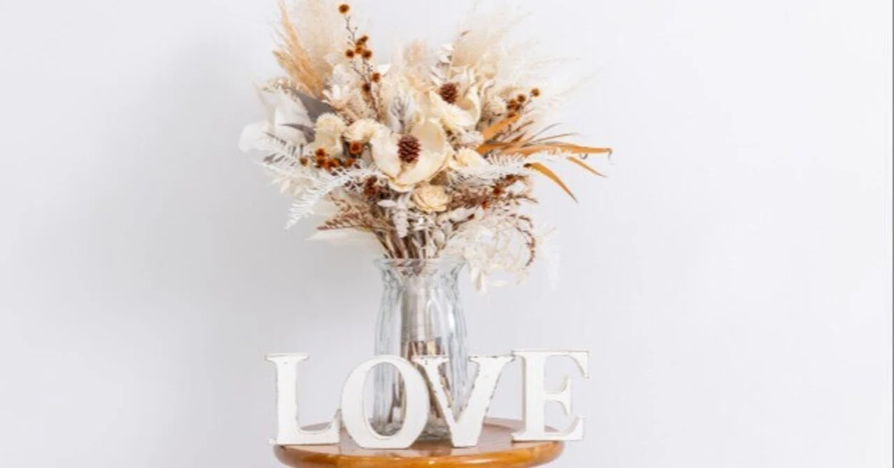 💞 As an Invisible Force—Love｜angeliquePlume