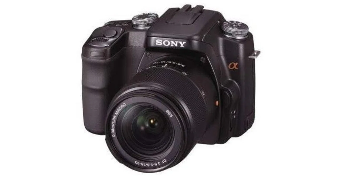 The α100 camera I worked on during my time at Sony｜出張カメラマン/カメラ教室講師のまこと