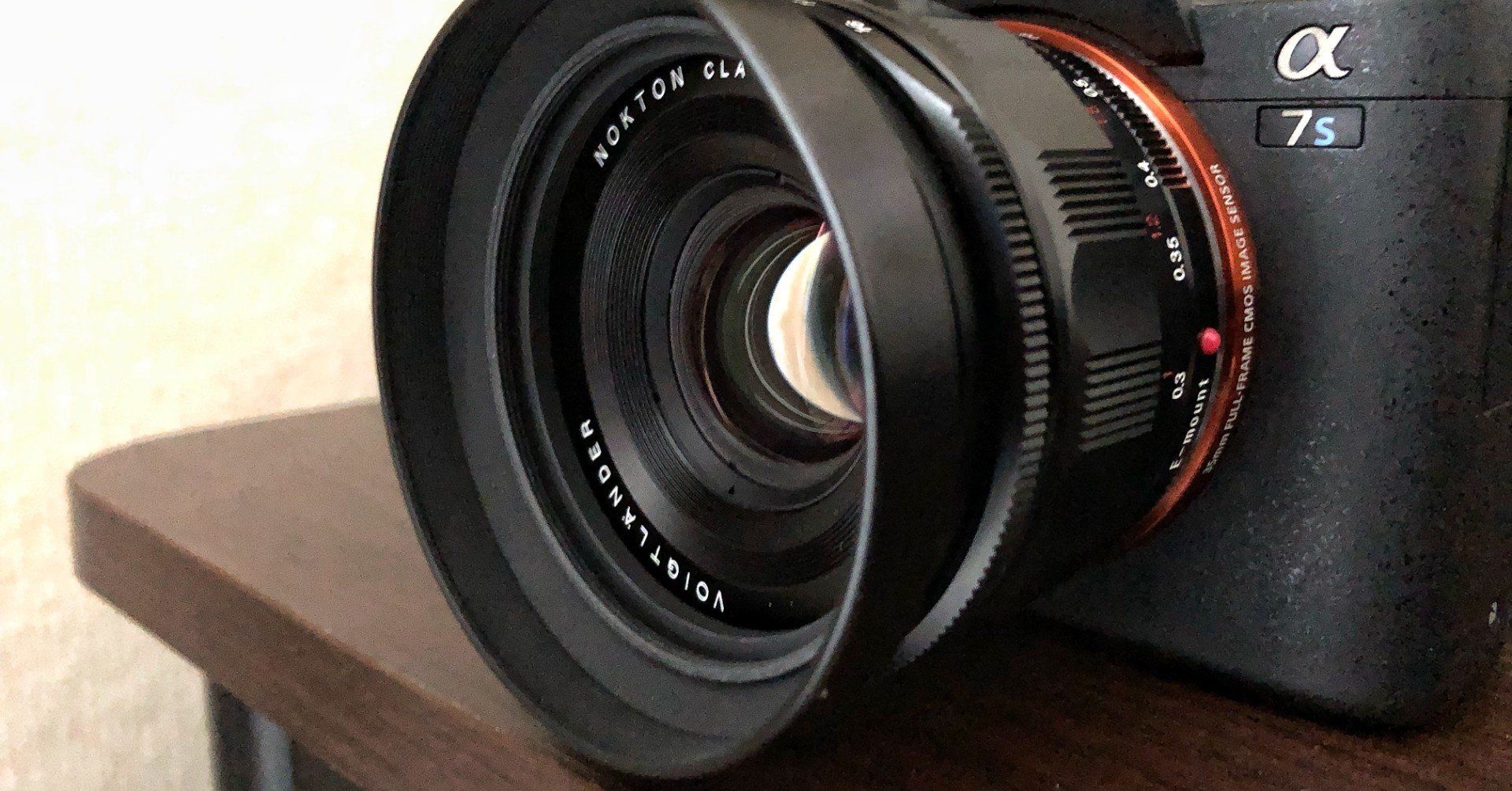 フォクトレンダー NOKTON Classic 35mm F1.4 sony レンズ(単焦点