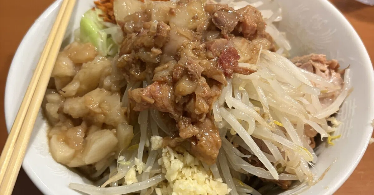 Soupless 300g (2 slices of pork) at Menya Chojiro by IZAKAYA Shin｜ポッチャマ