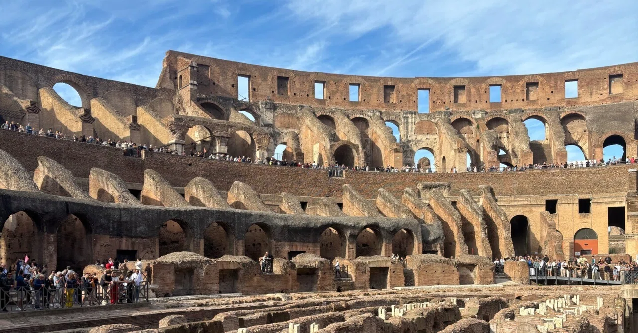 What to Wear and Pack for a Trip to Rome in October | Clothes I ...