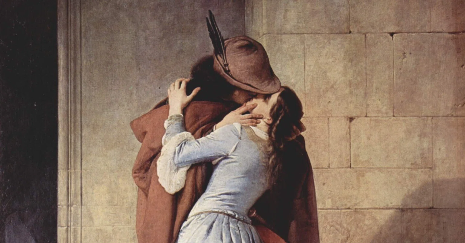 恋人たちのキスに隠された秘密。アイエツ《接吻》は、愛国心を描いた絵