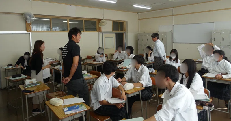 「変化のある授業」を目指して！校内研修と公開授業週間の取り組み