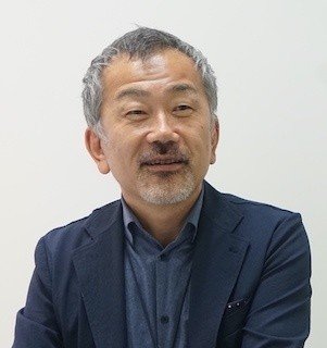 プロフィール