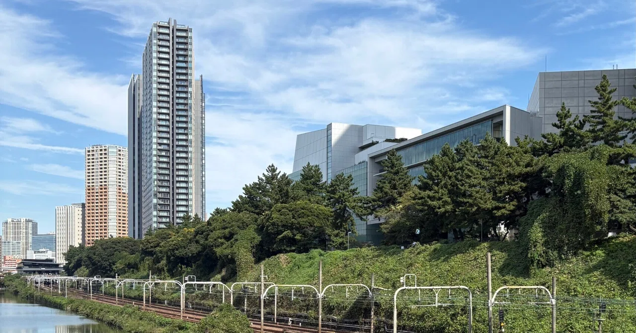 Tokyo Old Guy Stroll: Ichigaya to Azabudai Hills Edition｜松浦パグ