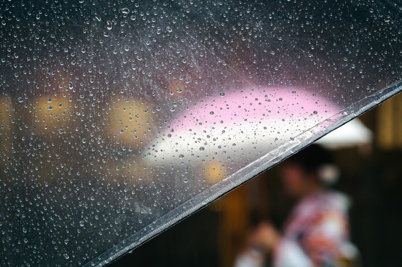 雨の日 金沢の茶屋街にて 吉岡 栄一 Note