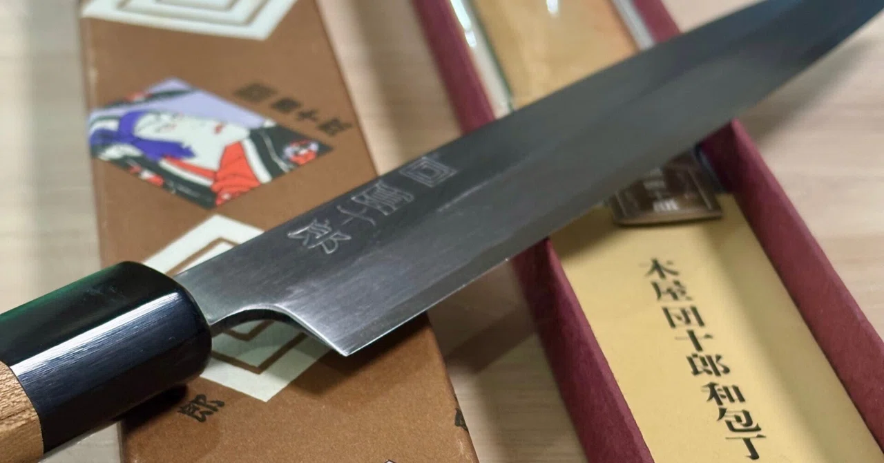 新品なら8万円超。中古で仕入れた木屋「團十郎」の出刃・柳刃を研ぎ