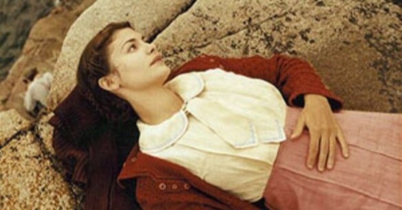 機知に富み魅力的なオドレイ トトゥ ロング エンゲージメント 2004年フランス アメリカ映画 papageno note