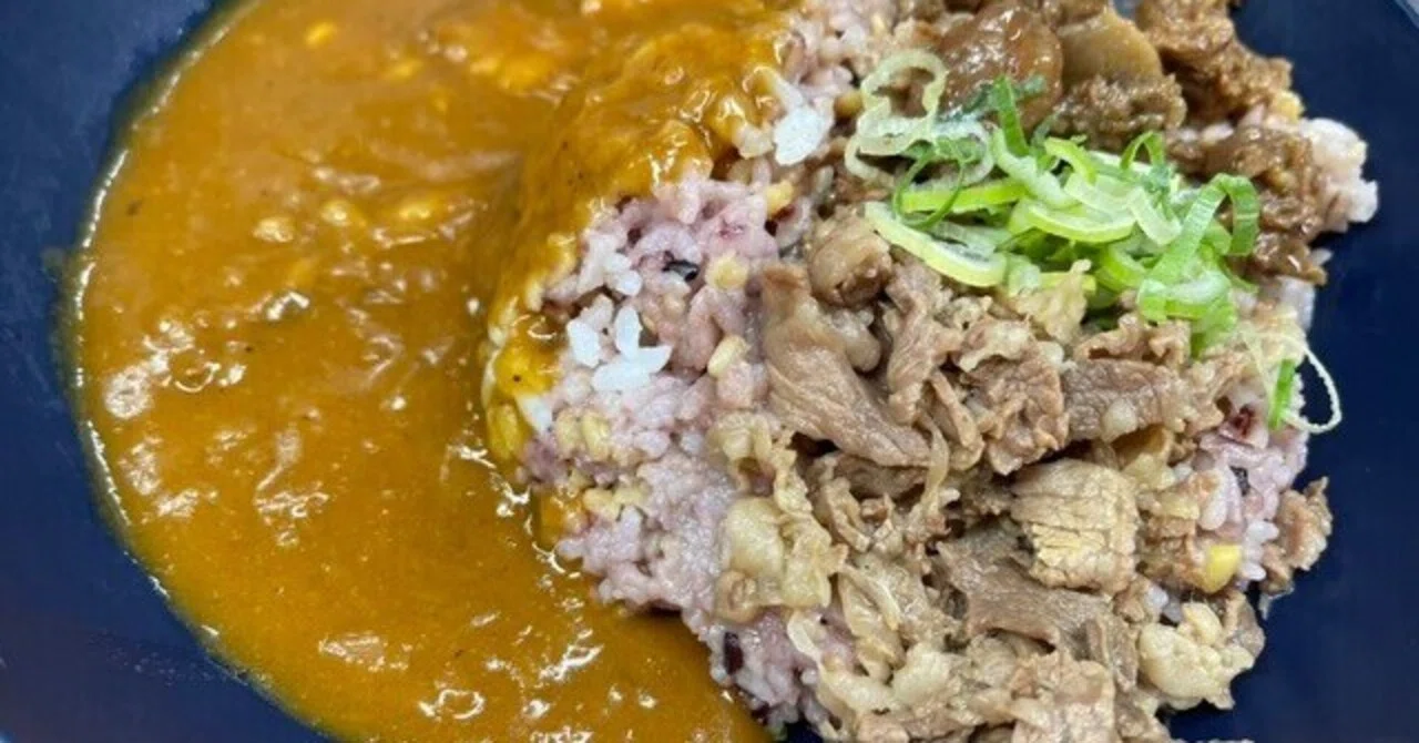 A hidden gem of a delicious curry stand under the Sannomiya Station ...