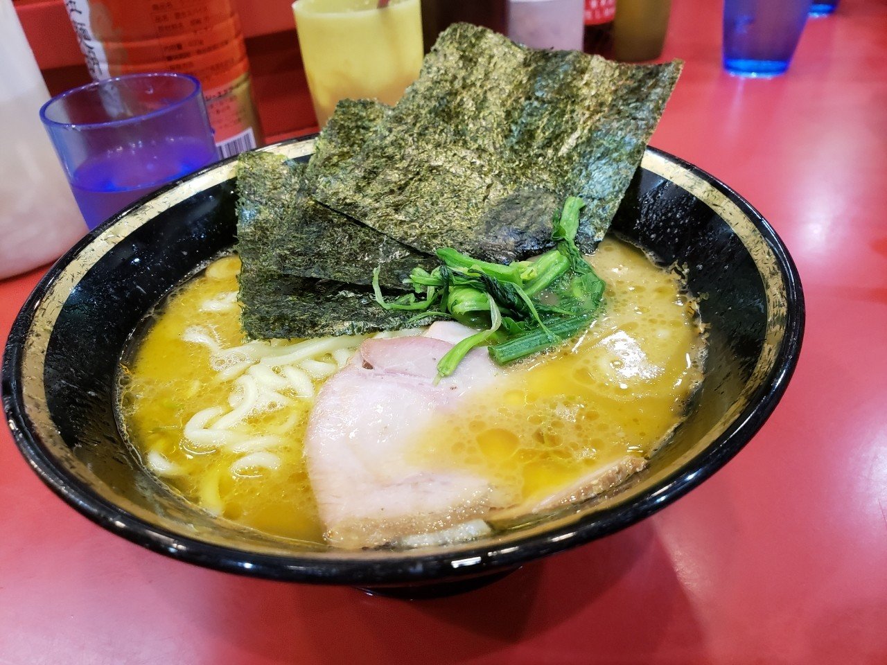 横浜 パンチあり 家系ラーメン総本山 吉村家 Swgr 寝ても覚めてもご当地リバイバル Note 横浜 パンチあり 家系ラーメン総本山 吉村家 Swgr 寝ても覚めてもご当地リバイバル Note