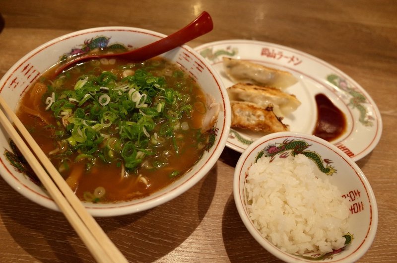 新橋から消えゆく岡山ラーメン おばちゃんと いつもと違う夏 茅ヶ崎の竜さん Note 新橋から消えゆく岡山ラーメン おばちゃんと いつもと違う夏 茅ヶ崎の竜さん Note
