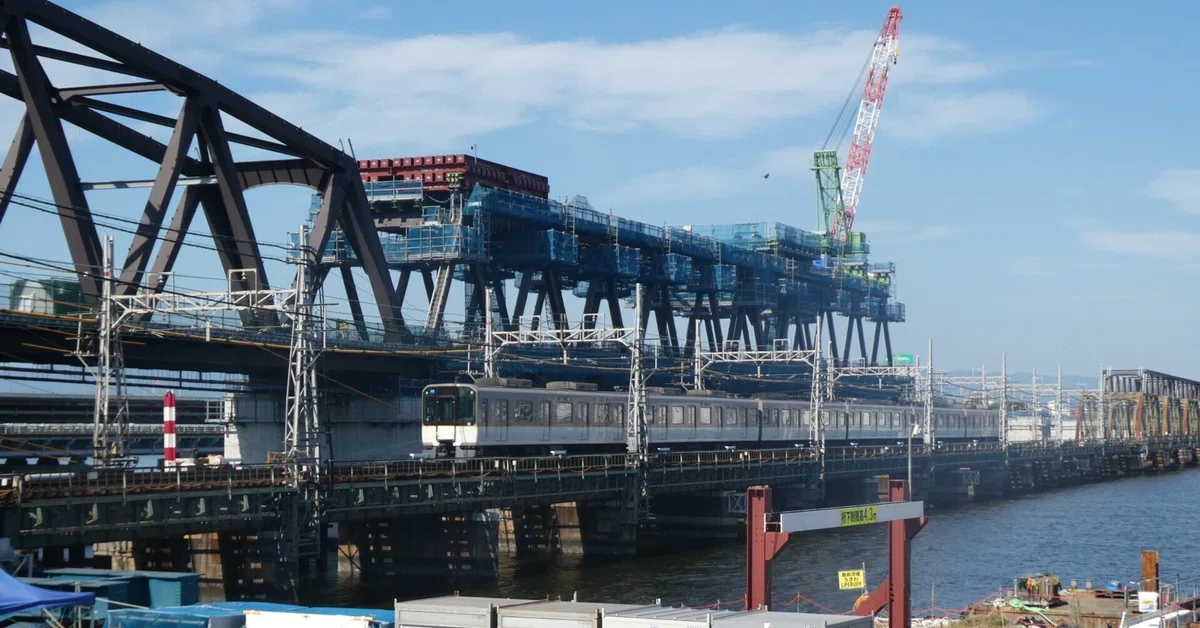 [Hanshin Namba Line] Construction Progress of the New Railway Bridge ...