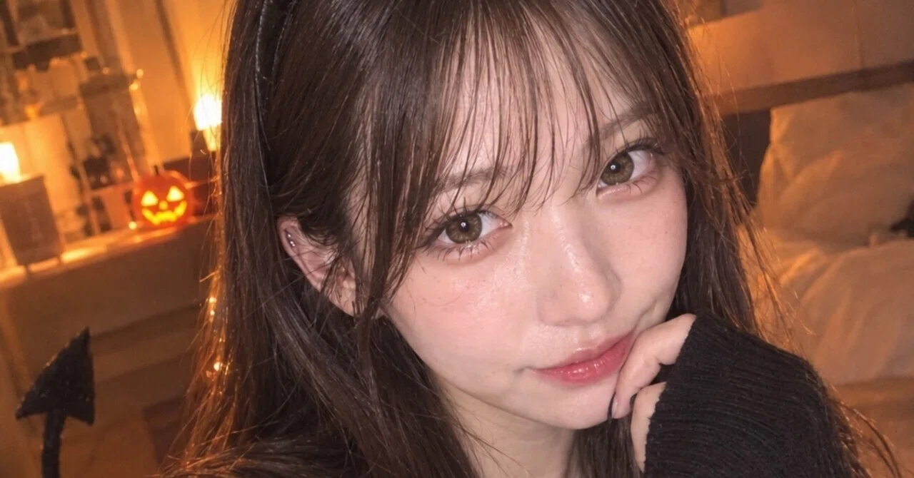 Koharu's Halloween Photo Collection 🎃 ~The Little Devil, Black Cat, and ...