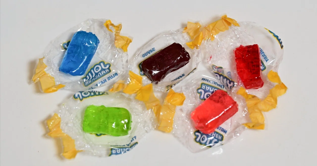 I want to talk about my favorite candy, Jolly Ranchers｜ちもちもらぶりーちゃん