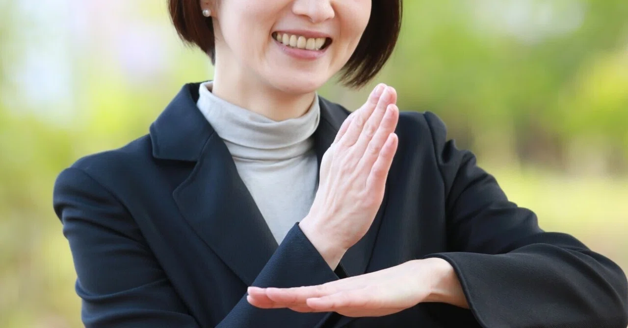 [111] A Moving Story: 'The Sign Language I'm Learning Came in Handy ...