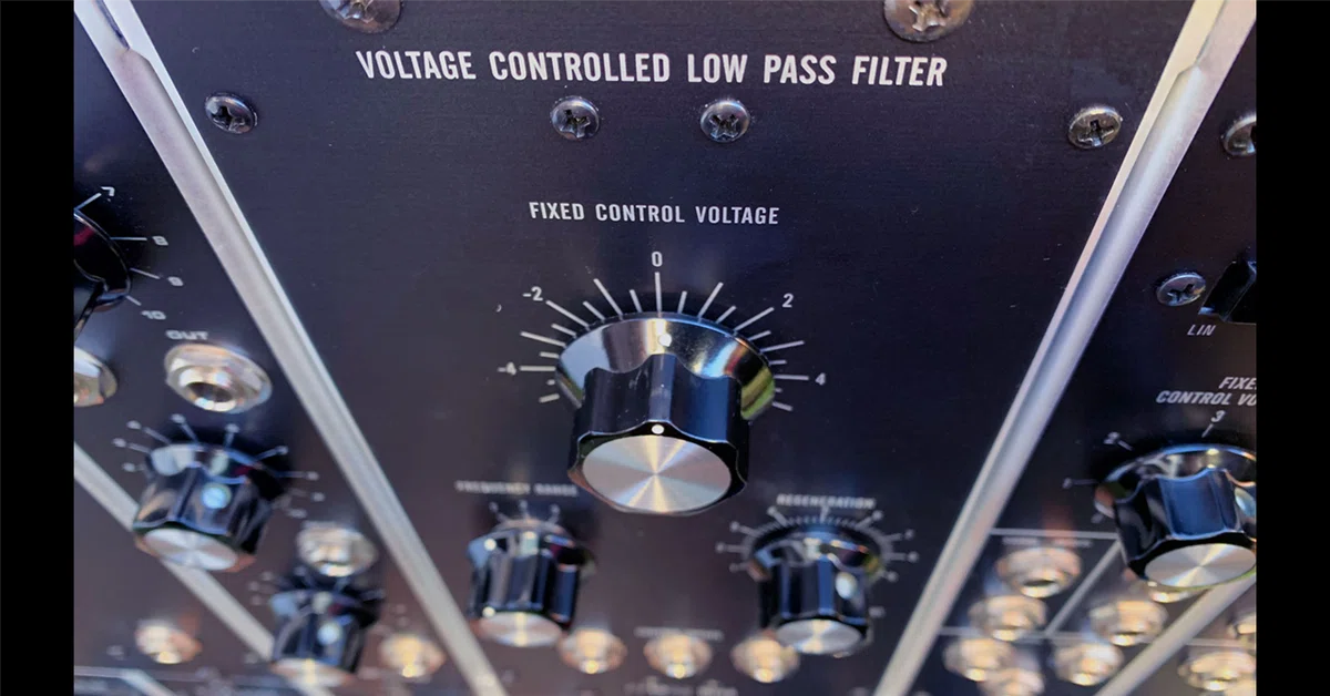 Introduction to Synthesizers Diary Part 7: Moog Filters｜音酒[Nezake]