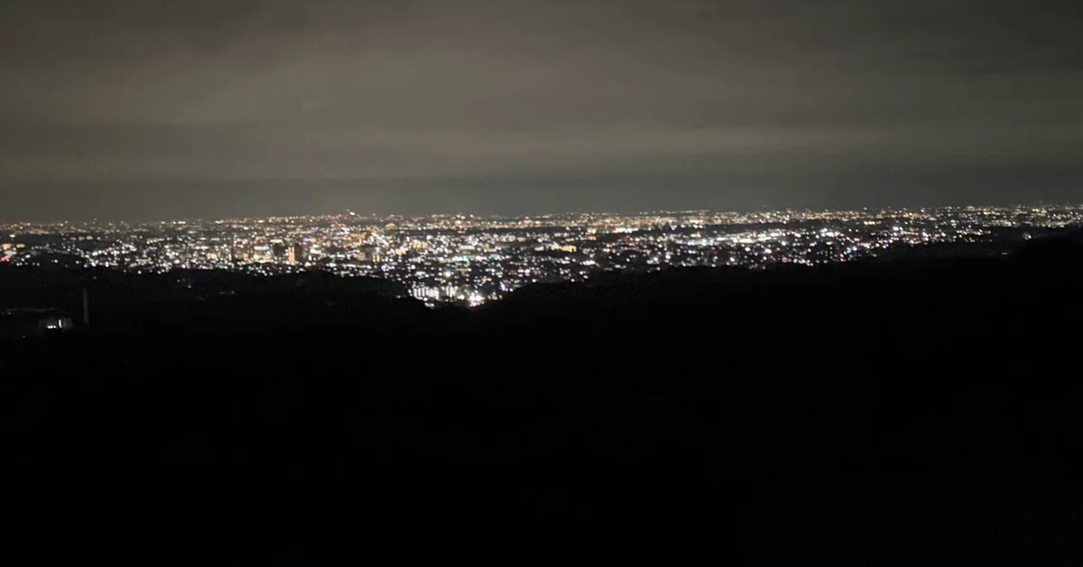[Night Hike] From Mt. Takao to Mt. Jinba. Walking the mountains alone ...