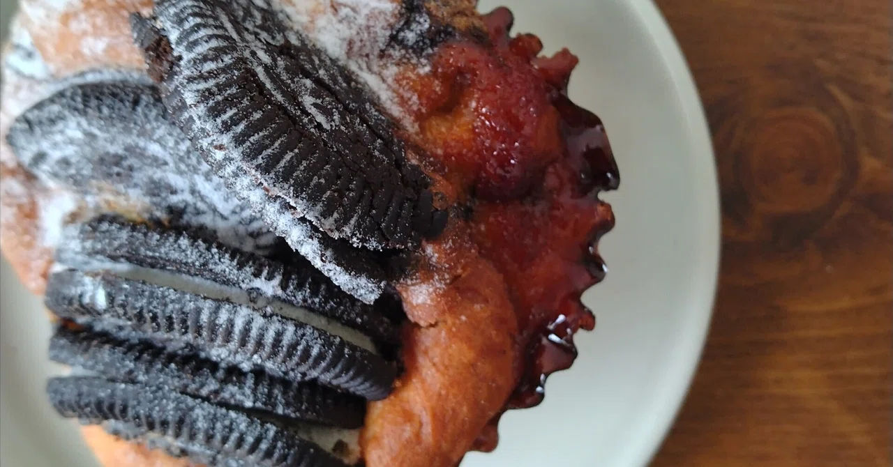 [DEAN & DELUCA] Oreo Transport Platform — Crushed Chocolate Muffin｜GULA ...